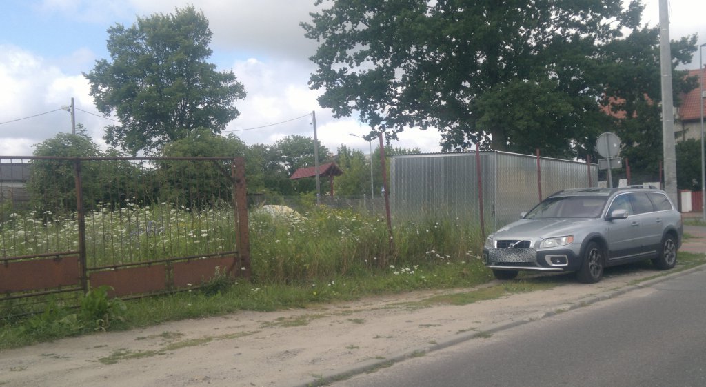 Interwencja Czytelnika: Parkowanie przy ul. Nasypowej [13.08.2019] - zdjęcie #6 - eOstroleka.pl