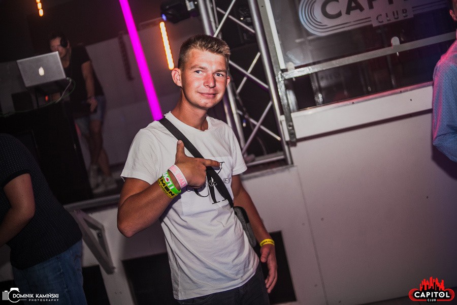 Single Party w Clubie Capitol Sypniewo [17.08.2019] - zdjęcie #58 - eOstroleka.pl