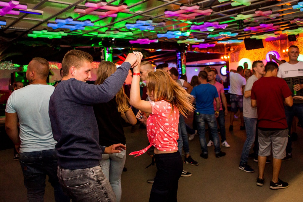 Single Party z piwnym konkursem w Clubie Ibiza Zalesie [ZDJĘCIA] - zdjęcie #39 - eOstroleka.pl