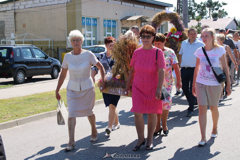 Dożynki parafialno-gminno-powiatowe. Tak się bawią w Olszewo-Borkach [24.08.2019 - zdjęcie #11 - eOstroleka.pl