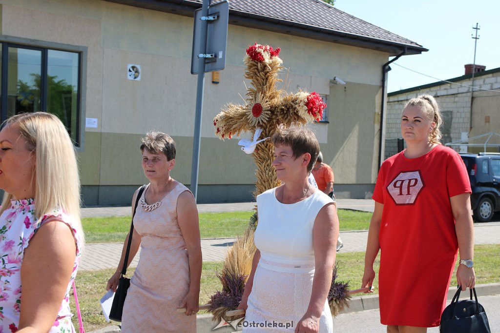 Dożynki parafialno-gminno-powiatowe. Tak się bawią w Olszewo-Borkach [24.08.2019 - zdjęcie #18 - eOstroleka.pl
