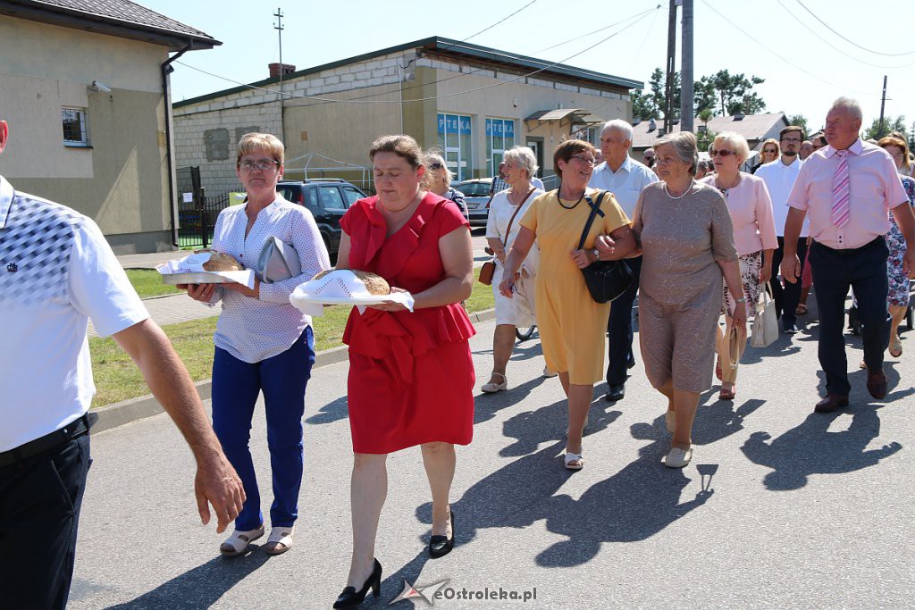 Dożynki parafialno-gminno-powiatowe. Tak się bawią w Olszewo-Borkach [24.08.2019 - zdjęcie #21 - eOstroleka.pl