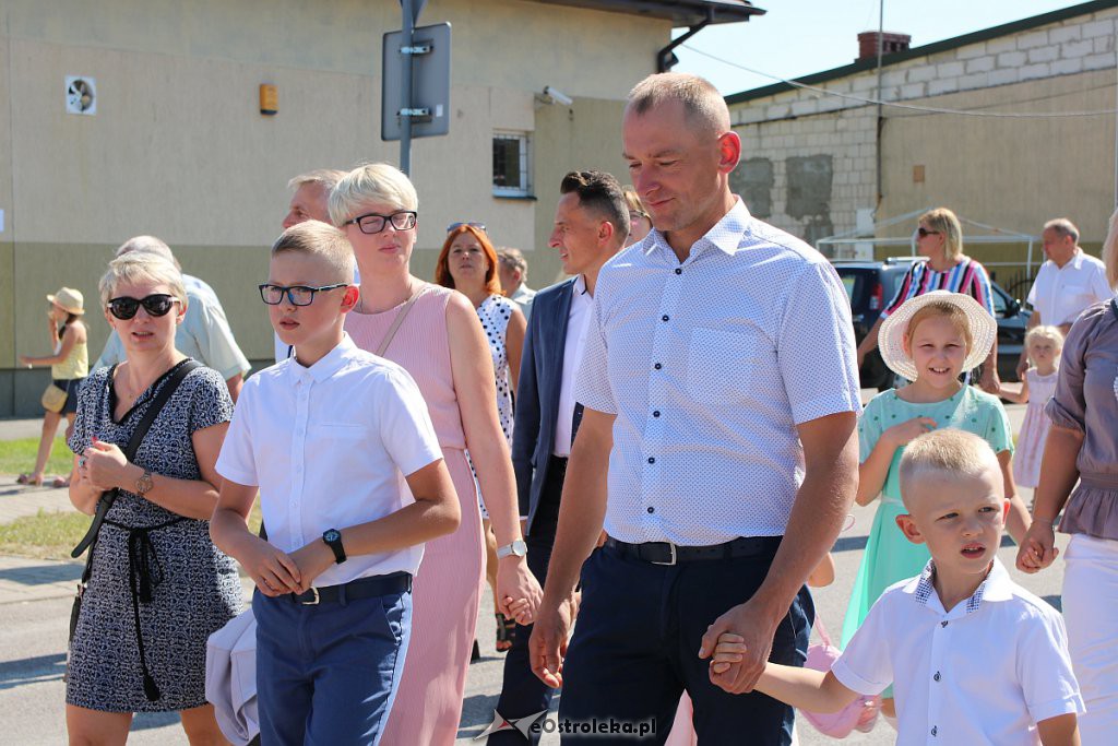 Dożynki parafialno-gminno-powiatowe. Tak się bawią w Olszewo-Borkach [24.08.2019 - zdjęcie #34 - eOstroleka.pl