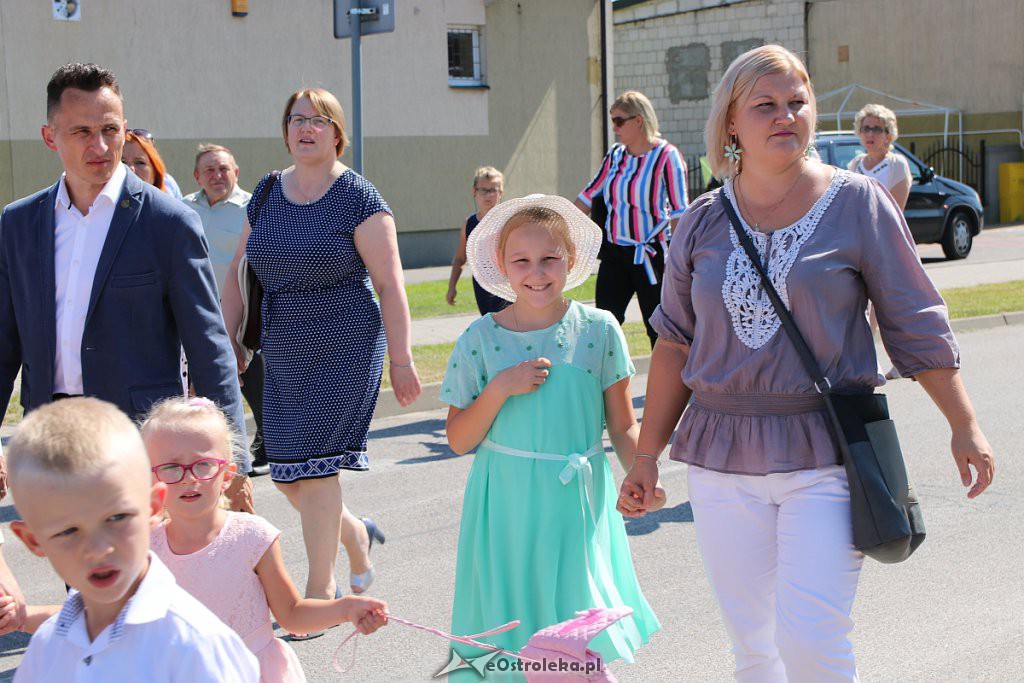 Dożynki parafialno-gminno-powiatowe. Tak się bawią w Olszewo-Borkach [24.08.2019 - zdjęcie #35 - eOstroleka.pl