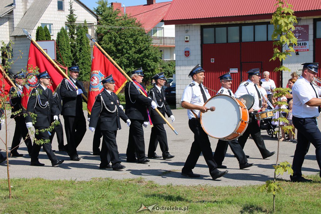 Dożynki parafialno-gminno-powiatowe. Tak się bawią w Olszewo-Borkach [24.08.2019 - zdjęcie #125 - eOstroleka.pl