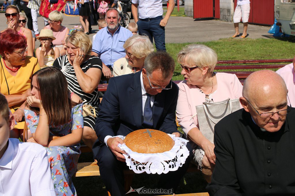 Dożynki parafialno-gminno-powiatowe. Tak się bawią w Olszewo-Borkach [24.08.2019 - zdjęcie #50 - eOstroleka.pl