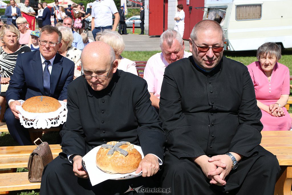 Dożynki parafialno-gminno-powiatowe. Tak się bawią w Olszewo-Borkach [24.08.2019 - zdjęcie #51 - eOstroleka.pl