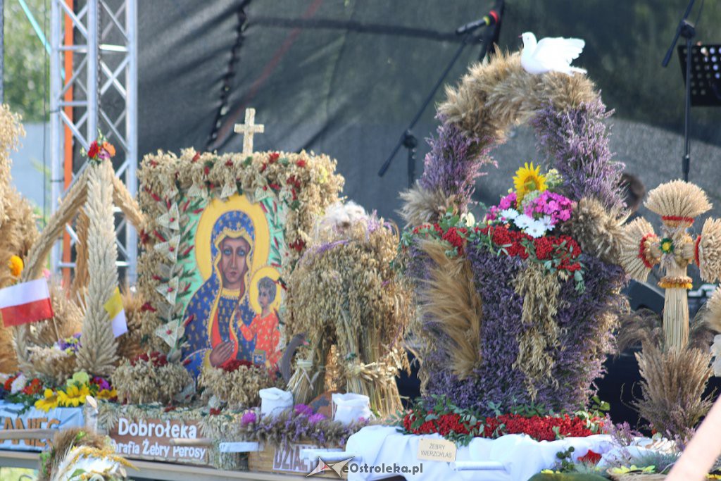 Dożynki parafialno-gminno-powiatowe. Tak się bawią w Olszewo-Borkach [24.08.2019 - zdjęcie #83 - eOstroleka.pl