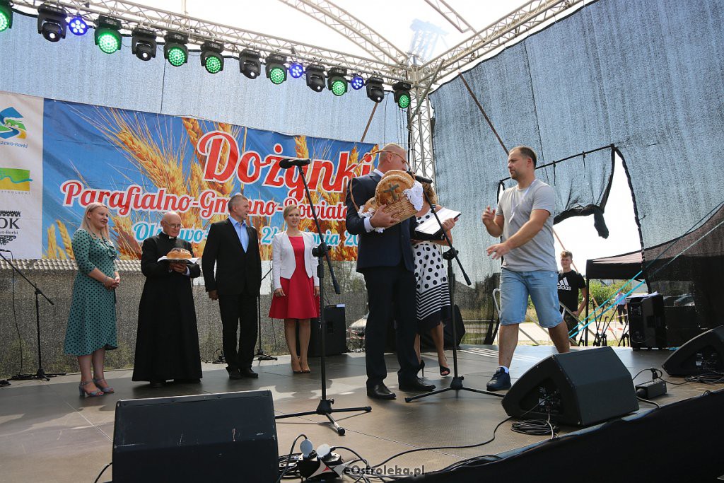 Dożynki parafialno-gminno-powiatowe. Tak się bawią w Olszewo-Borkach [24.08.2019 - zdjęcie #66 - eOstroleka.pl