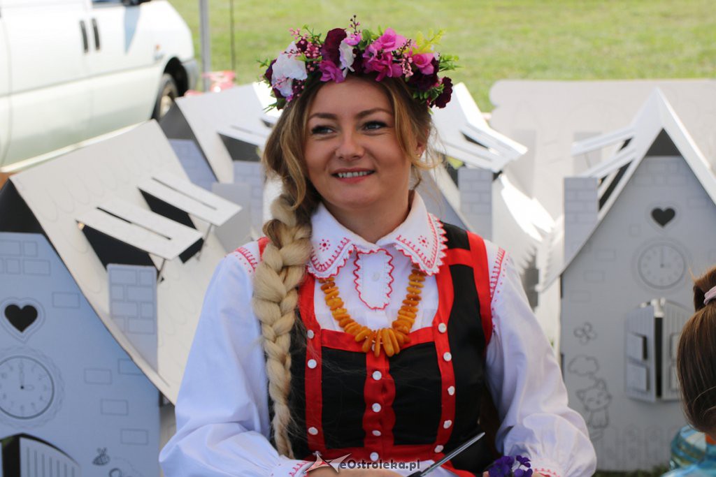 Dożynki parafialno-gminno-powiatowe. Tak się bawią w Olszewo-Borkach [24.08.2019 - zdjęcie #11 - eOstroleka.pl