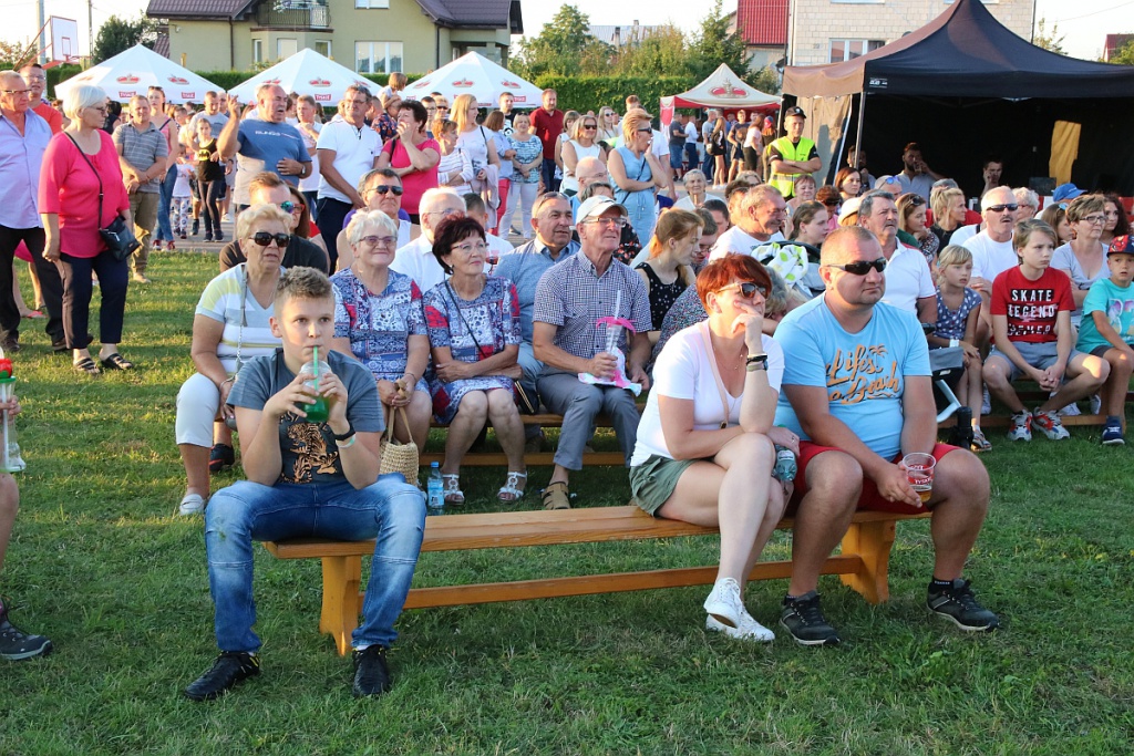 Dożynkowa zabawa w Olszewo-Borkach [24.08.2019] - zdjęcie #14 - eOstroleka.pl