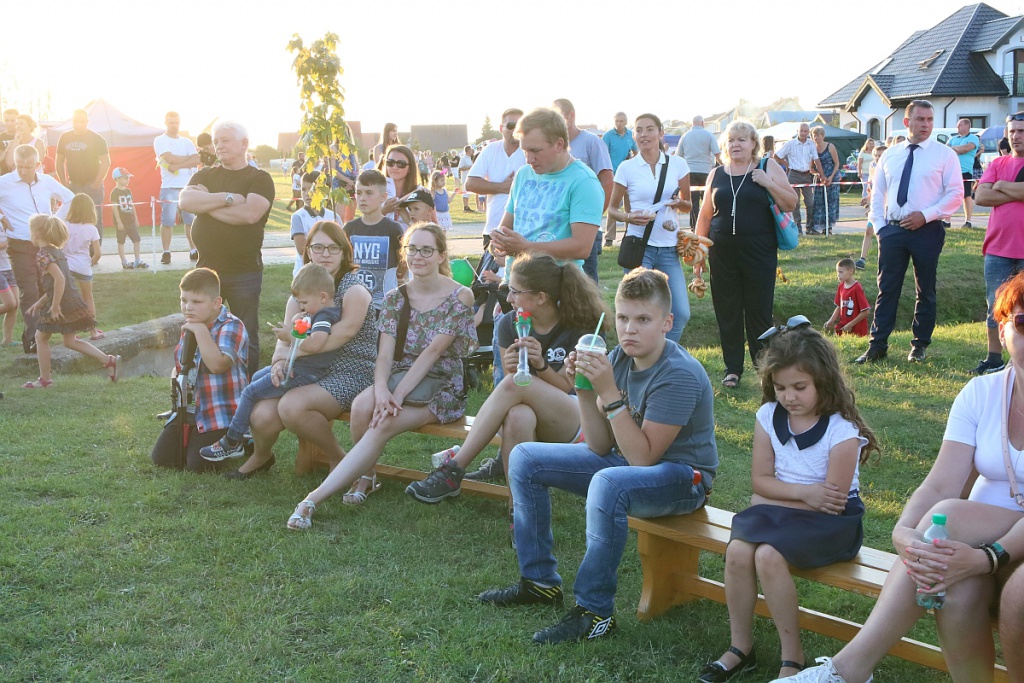 Dożynkowa zabawa w Olszewo-Borkach [24.08.2019] - zdjęcie #23 - eOstroleka.pl