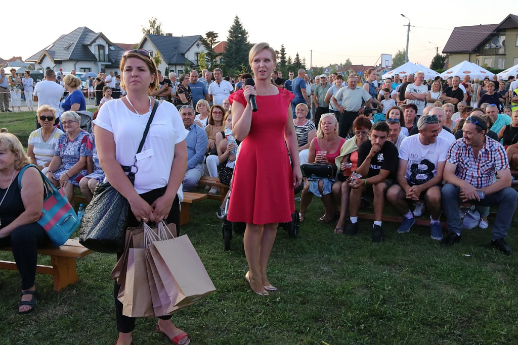 Dożynkowa zabawa w Olszewo-Borkach [24.08.2019] - zdjęcie #112 - eOstroleka.pl