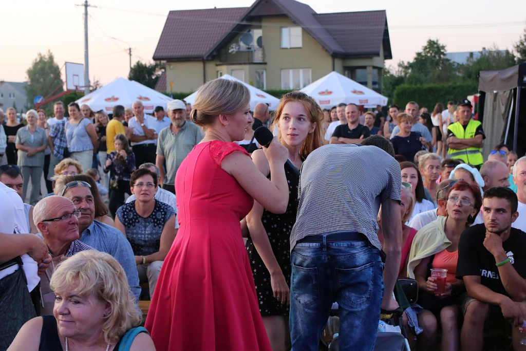Dożynkowa zabawa w Olszewo-Borkach [24.08.2019] - zdjęcie #52 - eOstroleka.pl