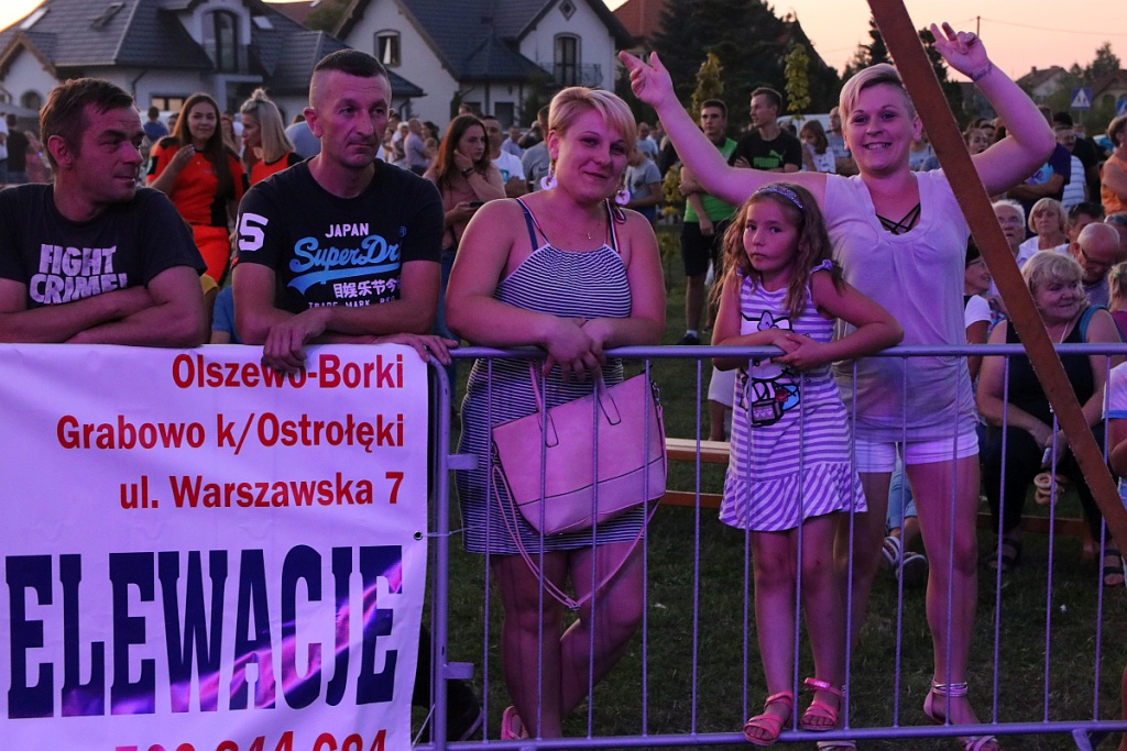 Dożynkowa zabawa w Olszewo-Borkach [24.08.2019] - zdjęcie #22 - eOstroleka.pl
