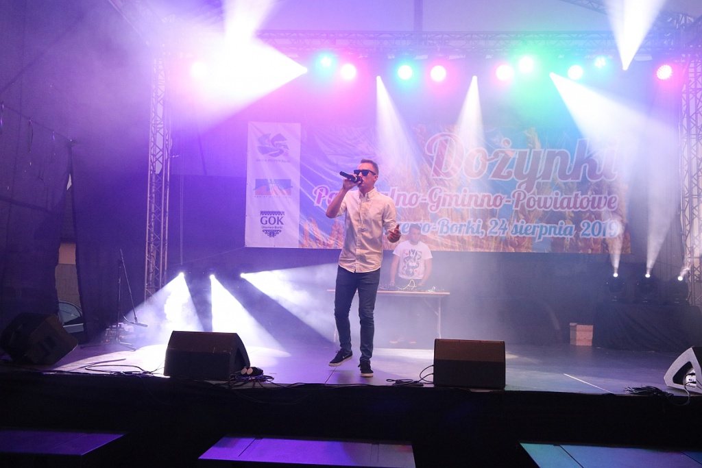Dożynkowa zabawa w Olszewo-Borkach [24.08.2019] - zdjęcie #8 - eOstroleka.pl