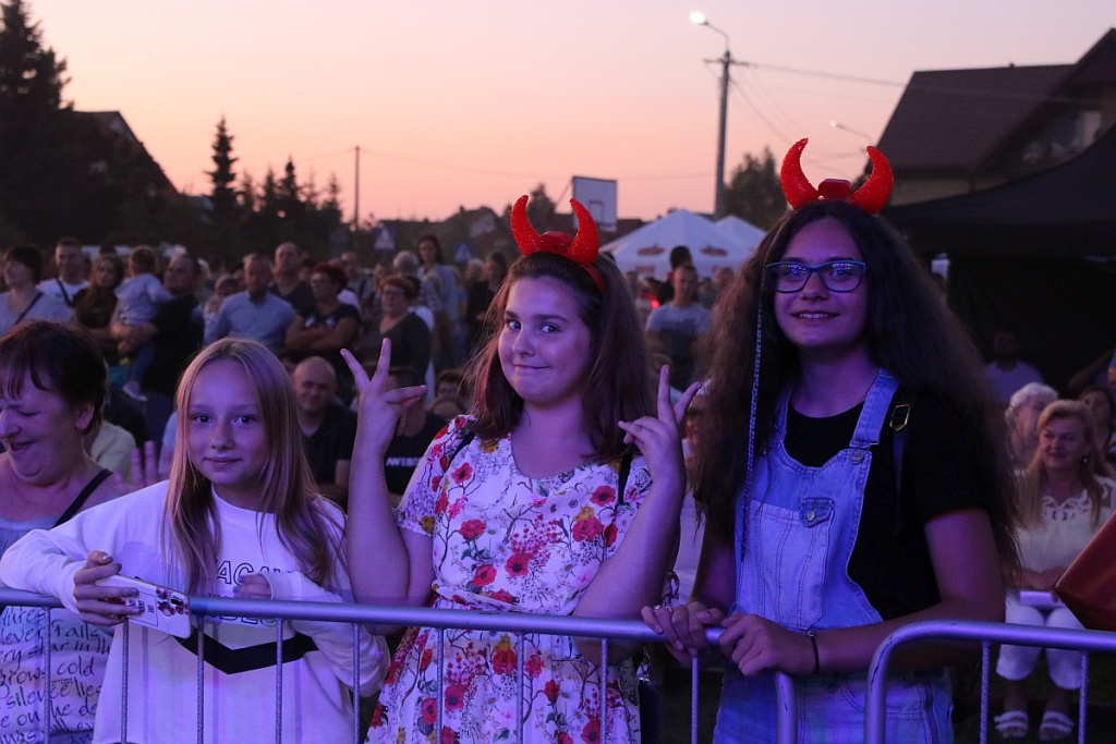 Dożynkowa zabawa w Olszewo-Borkach [24.08.2019] - zdjęcie #1 - eOstroleka.pl