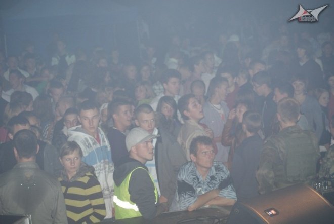 Zakończenie wakacji w rytmach disco - występ zespołów Vertim i Focus (29.08.2010) - zdjęcie #35 - eOstroleka.pl