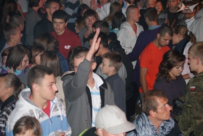 Zakończenie wakacji w rytmach disco - występ zespołów Vertim i Focus (29.08.2010) - zdjęcie #27 - eOstroleka.pl