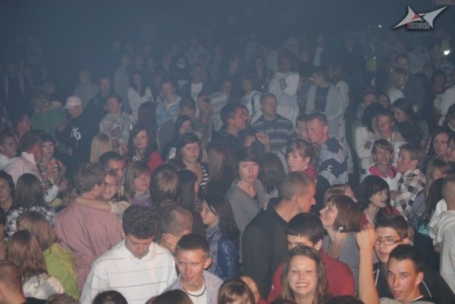 Zakończenie wakacji w rytmach disco - występ zespołów Vertim i Focus (29.08.2010) - zdjęcie #25 - eOstroleka.pl