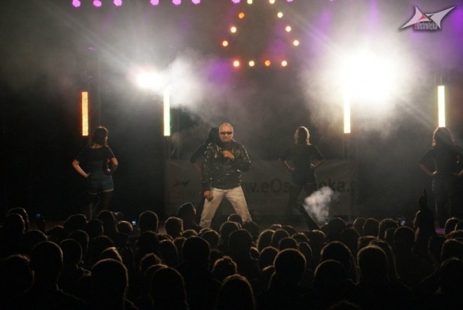 Zakończenie wakacji w rytmach disco - występ zespołów Vertim i Focus (29.08.2010) - zdjęcie #31 - eOstroleka.pl