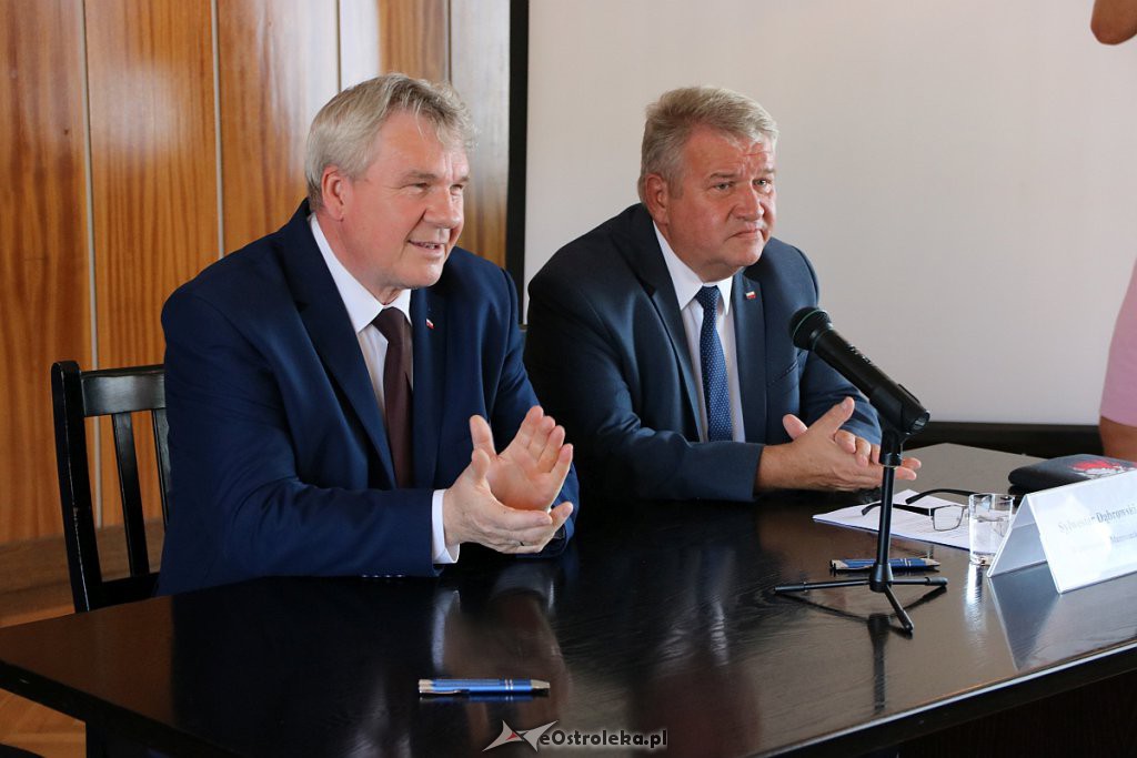 Podpisano umowy w ramach Funduszu Rozwoju Przewozów Autobusowych [27.08.2018] - zdjęcie #37 - eOstroleka.pl