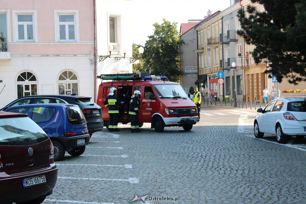 Ewakuacja budynków ratusza i starostwa powiatowego [28.08.2019] - zdjęcie #2 - eOstroleka.pl