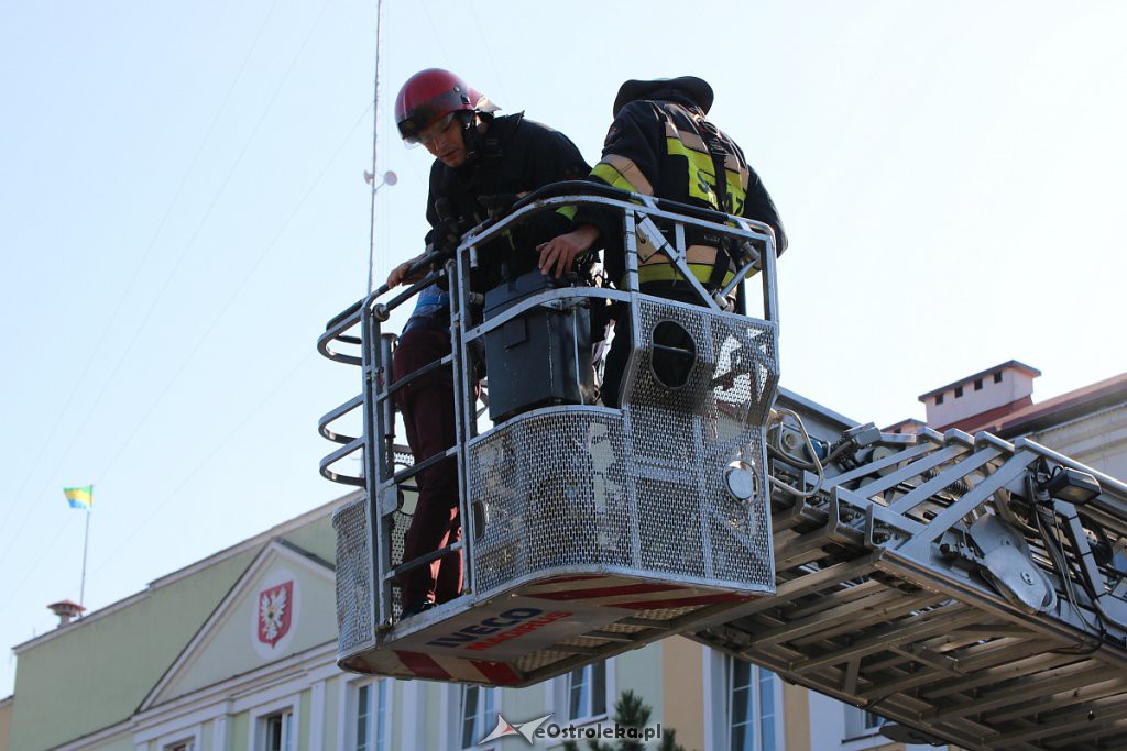 Ewakuacja budynków ratusza i starostwa powiatowego [28.08.2019] - zdjęcie #25 - eOstroleka.pl