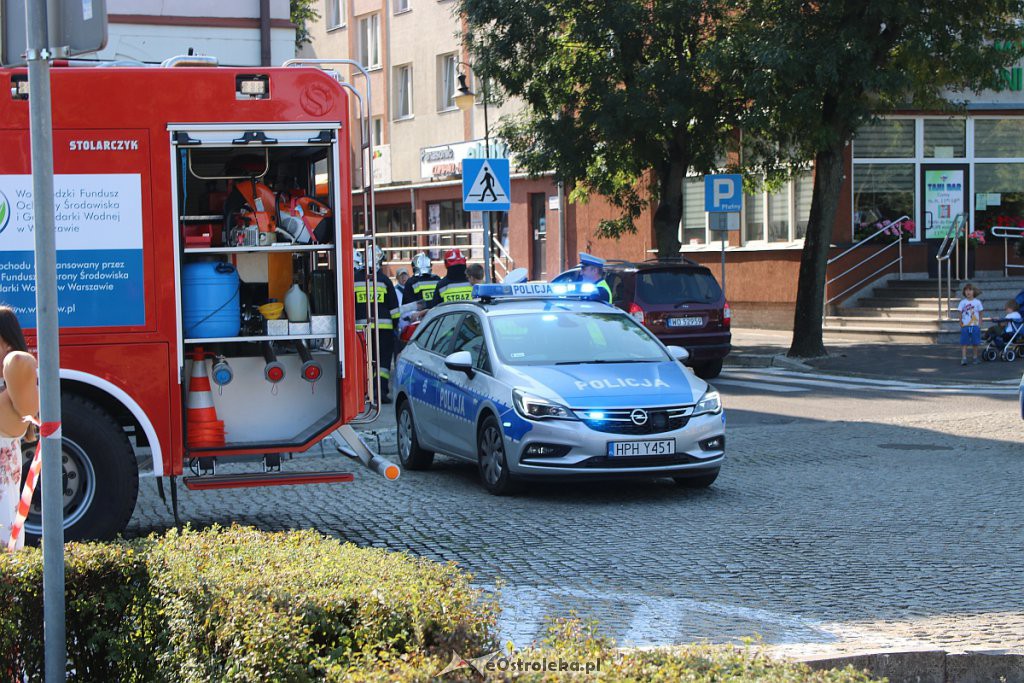 Ewakuacja budynków ratusza i starostwa powiatowego [28.08.2019] - zdjęcie #70 - eOstroleka.pl