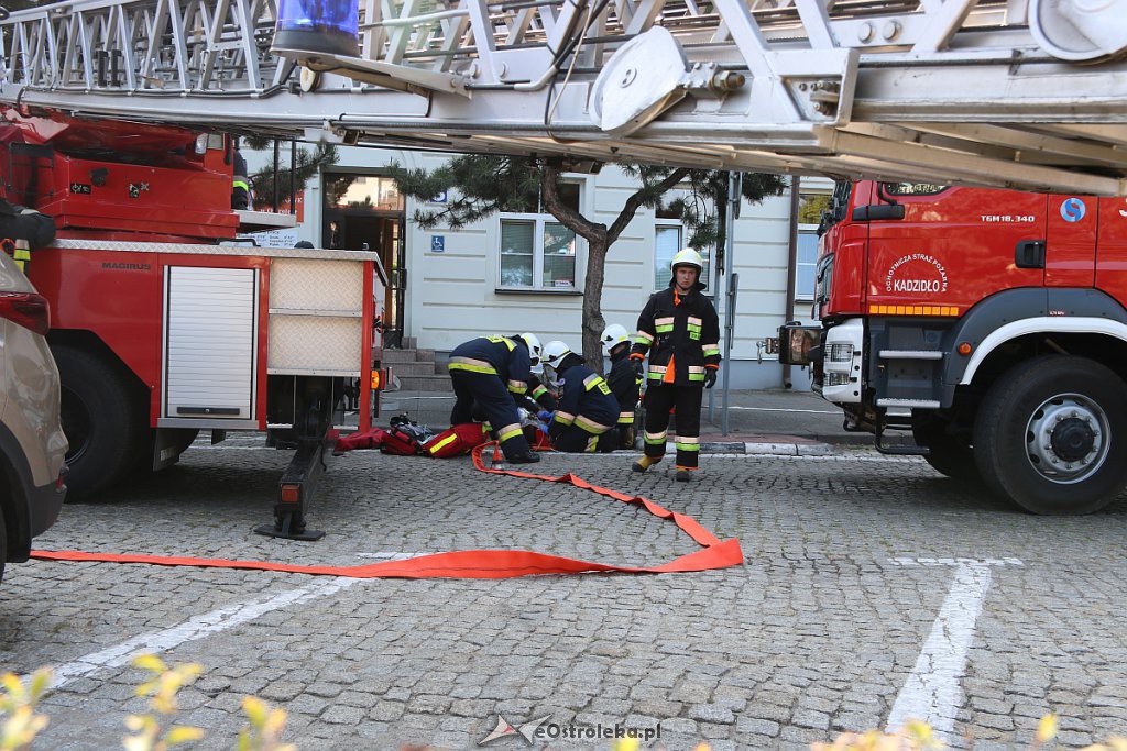 Ewakuacja budynków ratusza i starostwa powiatowego [28.08.2019] - zdjęcie #11 - eOstroleka.pl