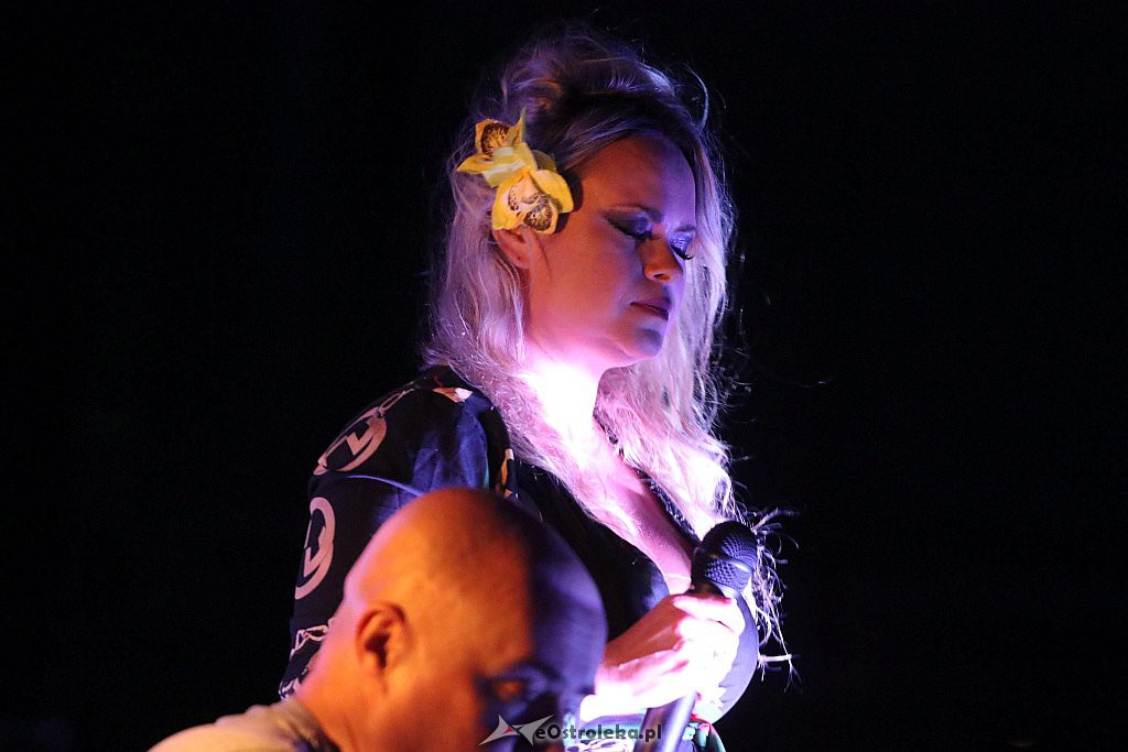 Koncert I. Kowalewskiej w Multimedialnym Centrum Natura [28.08.2019] - zdjęcie #1 - eOstroleka.pl