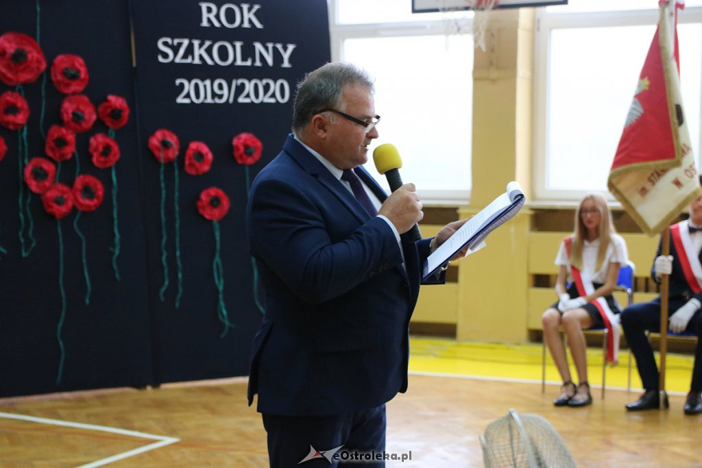 Rozpoczęcie roku szkolnego w SP nr 1 [02.09.2019] - zdjęcie #21 - eOstroleka.pl