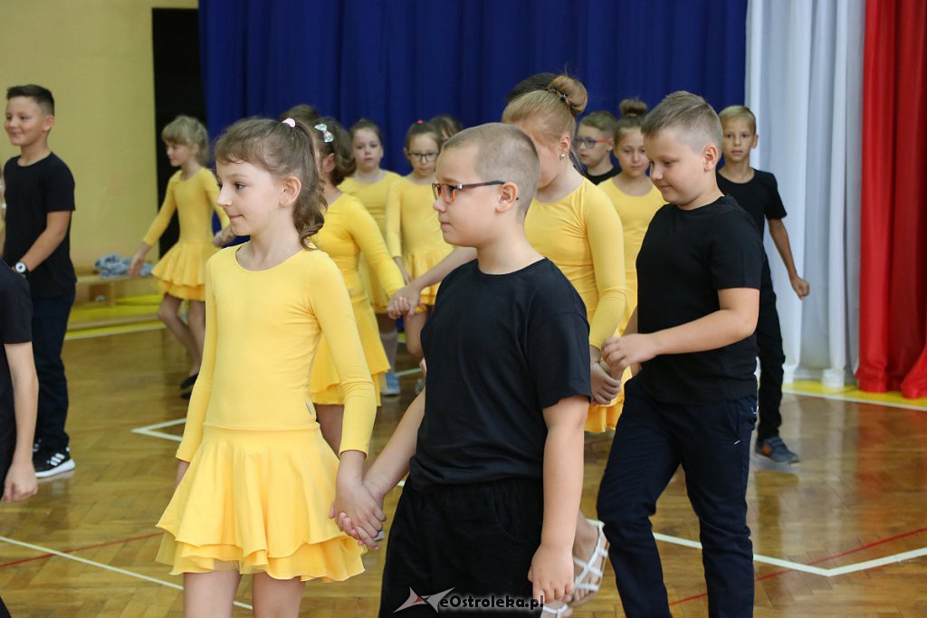 Rozpoczęcie roku szkolnego w SP nr 1 [02.09.2019] - zdjęcie #50 - eOstroleka.pl