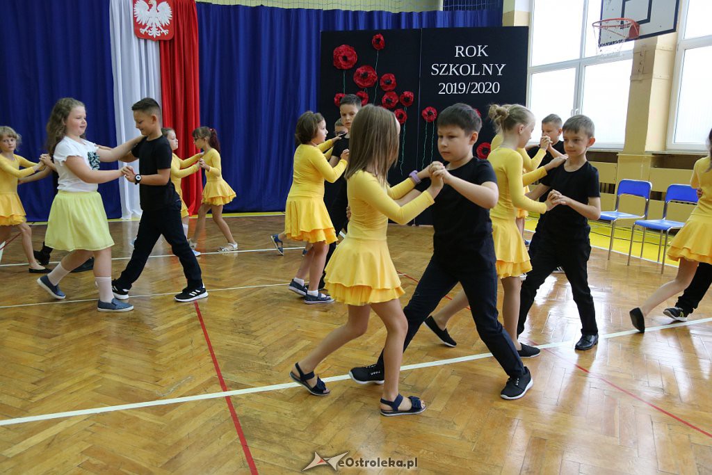 Rozpoczęcie roku szkolnego w SP nr 1 [02.09.2019] - zdjęcie #58 - eOstroleka.pl