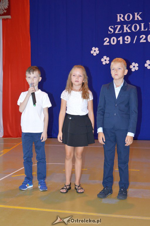 Rozpoczęcie roku szkolnego w SP Nr 3 [02.09.2019] - zdjęcie #21 - eOstroleka.pl