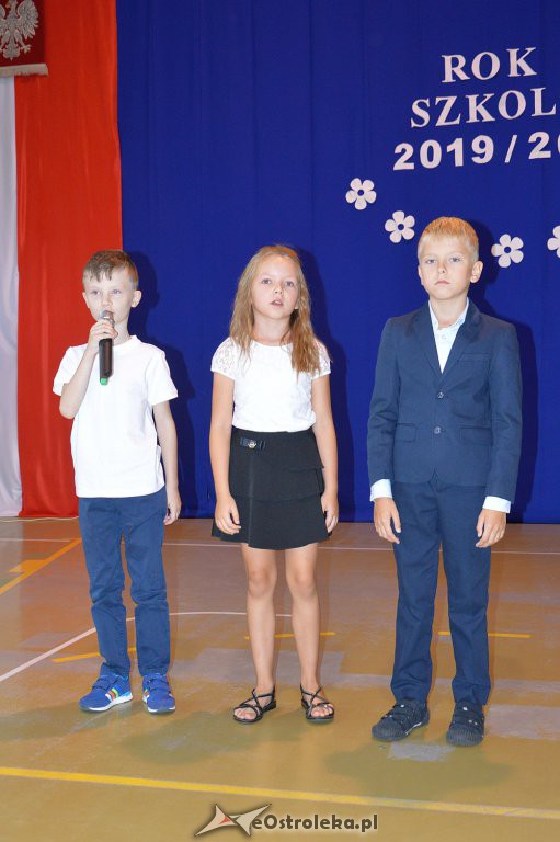 Rozpoczęcie roku szkolnego w SP Nr 3 [02.09.2019] - zdjęcie #22 - eOstroleka.pl