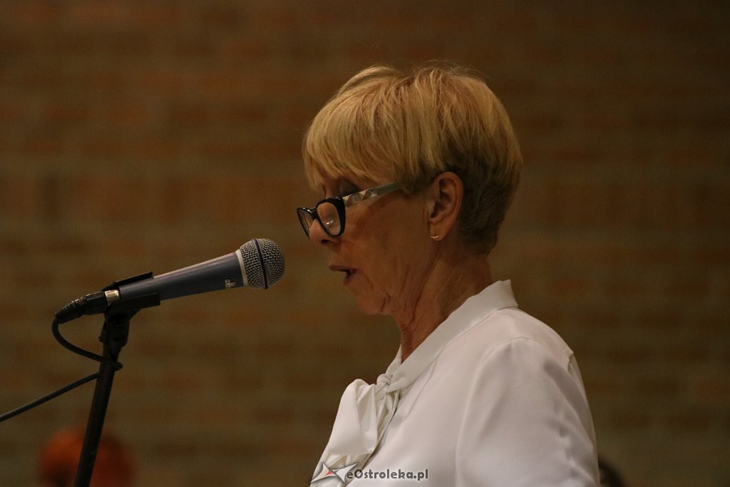 Rozpoczęcie roku szkolnego w SP nr 5 [02.09.2019] - zdjęcie #98 - eOstroleka.pl