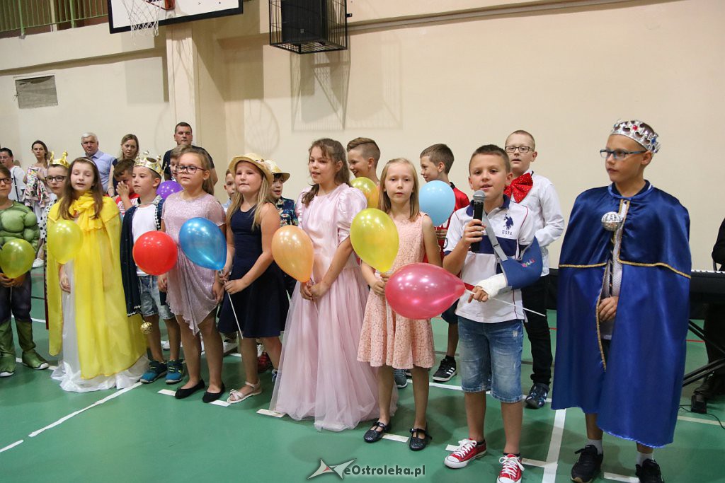 Rozpoczęcie roku szkolnego w SP nr 5 [02.09.2019] - zdjęcie #69 - eOstroleka.pl