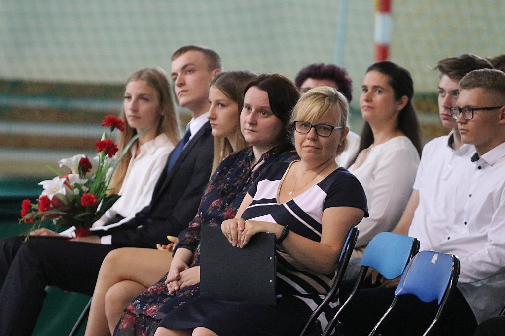 Rozpoczęcie roku szkolnego w I LO [02.09.2019] - zdjęcie #3 - eOstroleka.pl