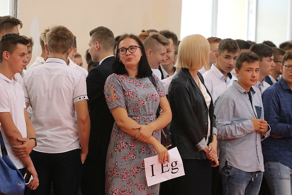 Rozpoczęcie roku szkolnego w ZSZ 1 [02.09.2019] - zdjęcie #11 - eOstroleka.pl