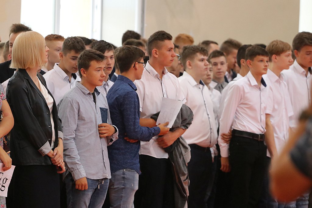 Rozpoczęcie roku szkolnego w ZSZ 1 [02.09.2019] - zdjęcie #12 - eOstroleka.pl
