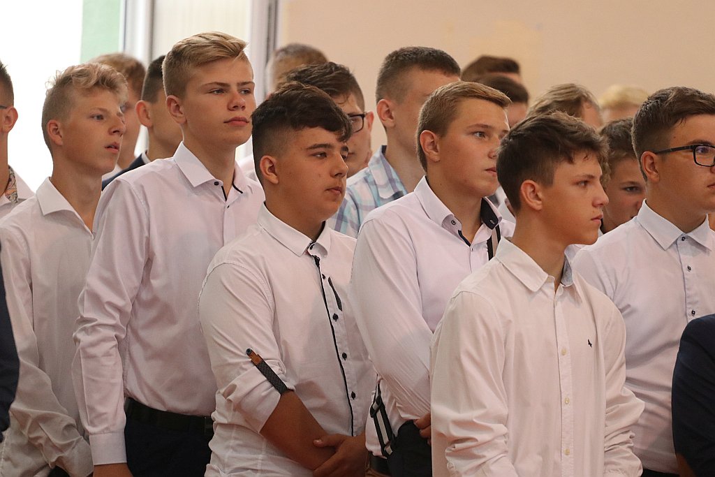 Rozpoczęcie roku szkolnego w ZSZ 1 [02.09.2019] - zdjęcie #20 - eOstroleka.pl