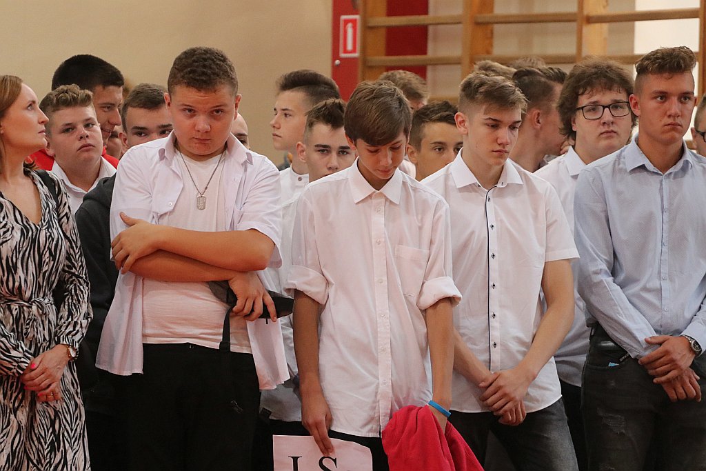 Rozpoczęcie roku szkolnego w ZSZ 1 [02.09.2019] - zdjęcie #25 - eOstroleka.pl