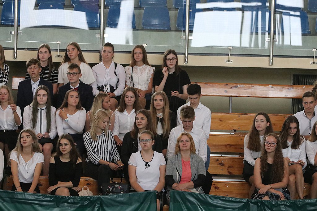 Rozpoczęcie roku szkolnego w II LO [02.09.2019] - zdjęcie #11 - eOstroleka.pl