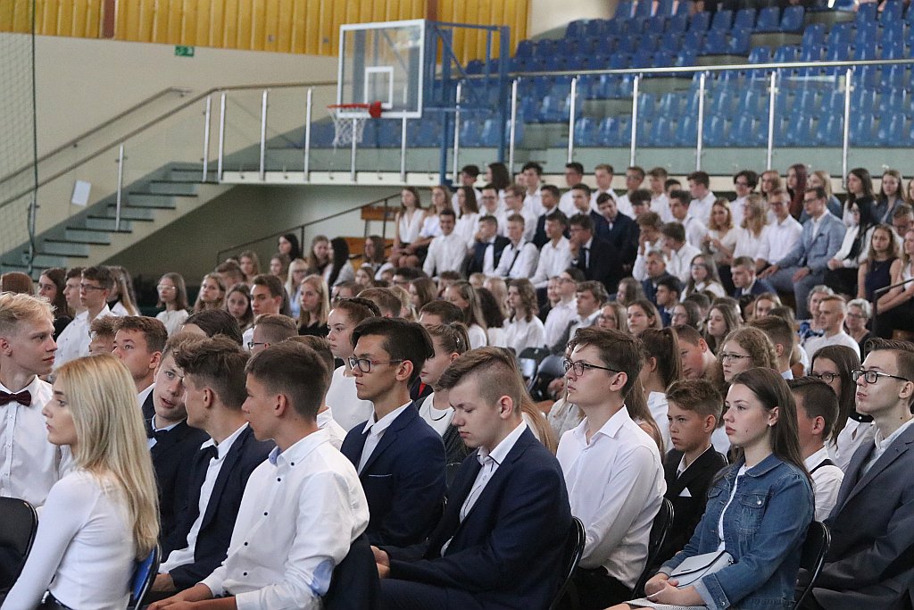 Rozpoczęcie roku szkolnego w II LO [02.09.2019] - zdjęcie #17 - eOstroleka.pl