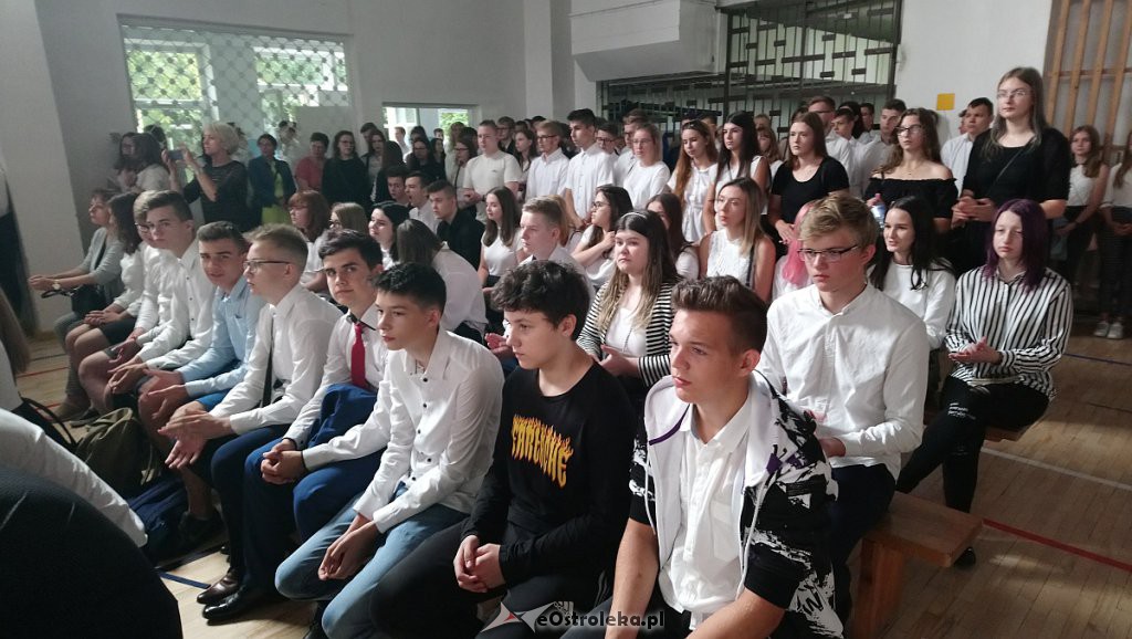 Rozpoczęcie roku szkolnego w ZSZ nr 3 [02.09.2019] - zdjęcie #22 - eOstroleka.pl