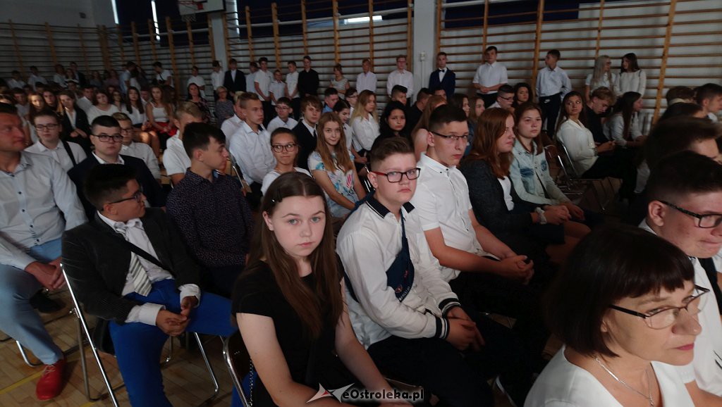 Rozpoczęcie roku szkolnego w ZSZ nr 3 [02.09.2019] - zdjęcie #36 - eOstroleka.pl