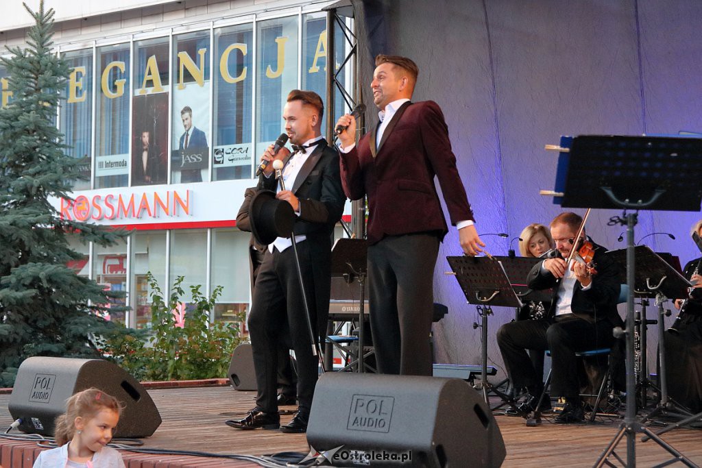 Ostrołęckie Operalia – koncert „Uśmiechnij się z Kiepurą” [06.09.2019] - zdjęcie #1 - eOstroleka.pl