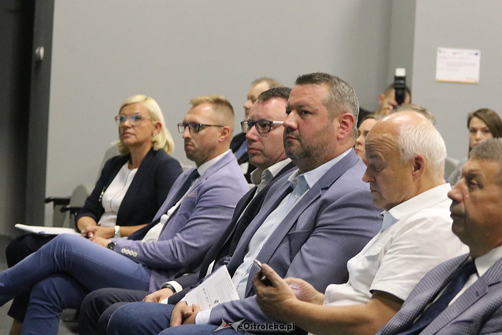 Konferencja o funduszach unijnych w Multimedialnym Centrum Natura [09.09.2019] - zdjęcie #7 - eOstroleka.pl