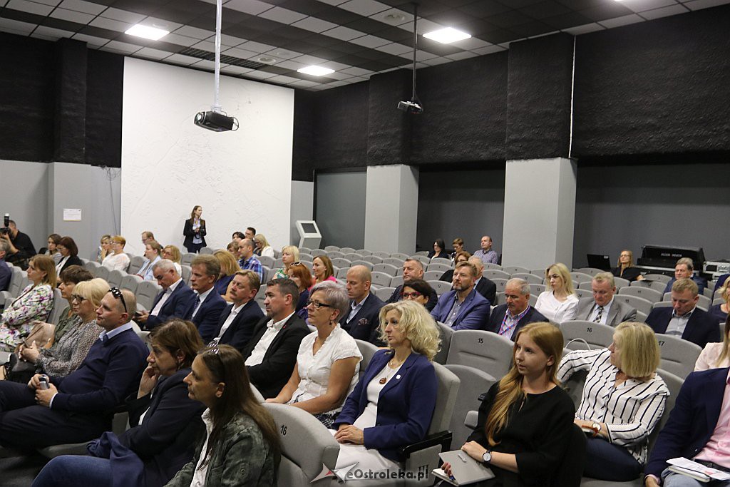 Konferencja o funduszach unijnych w Multimedialnym Centrum Natura [09.09.2019] - zdjęcie #15 - eOstroleka.pl